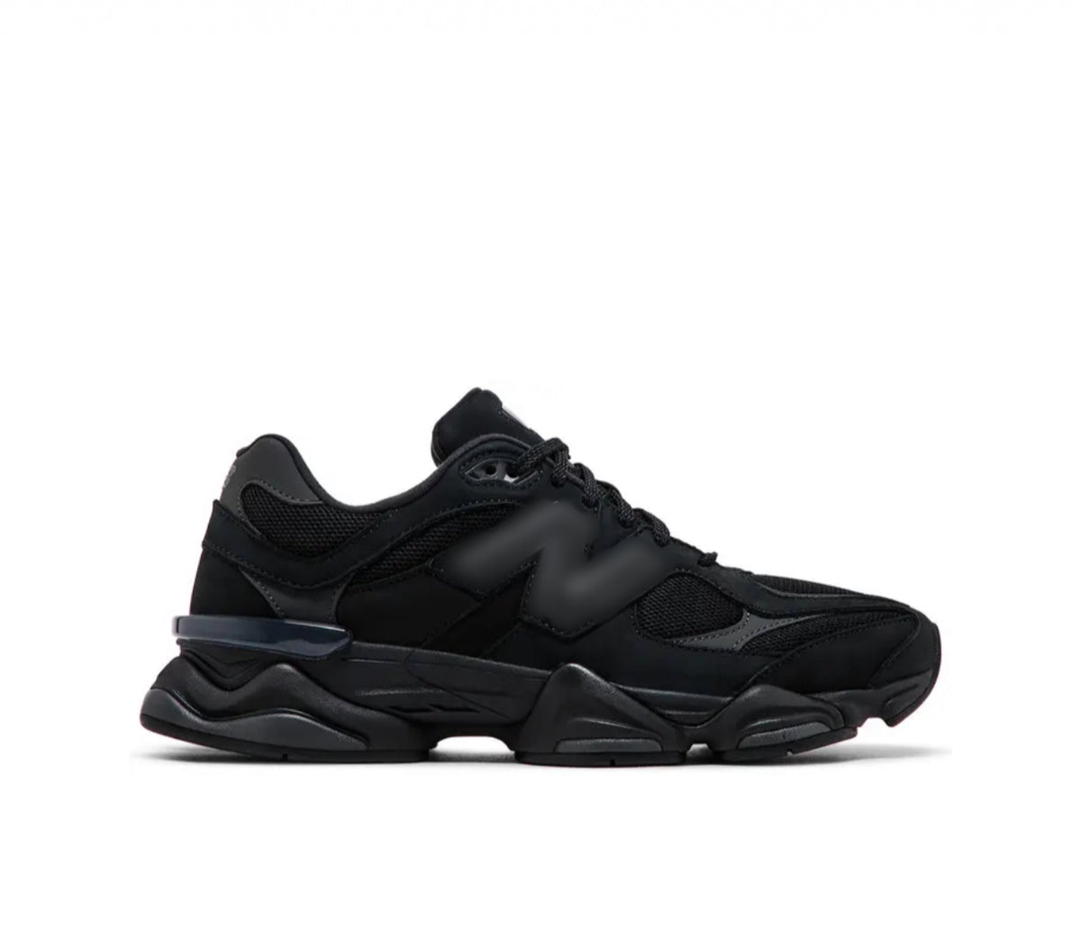 NB Triple Black 9060
